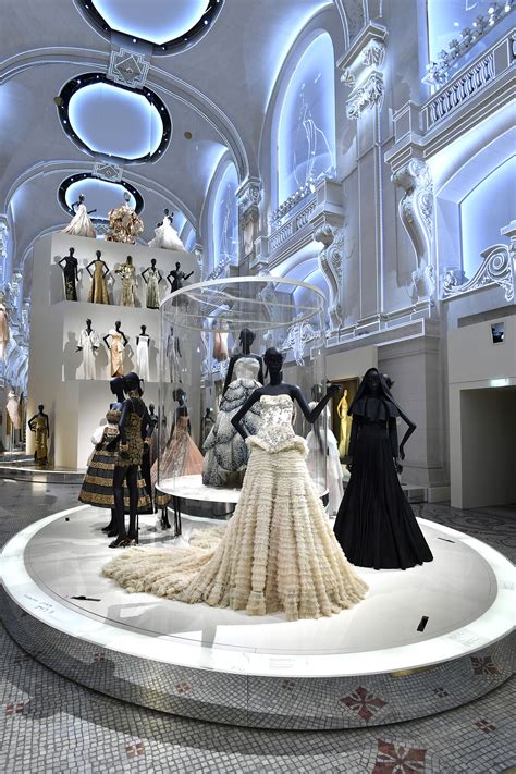 dior retrospective exhibit.